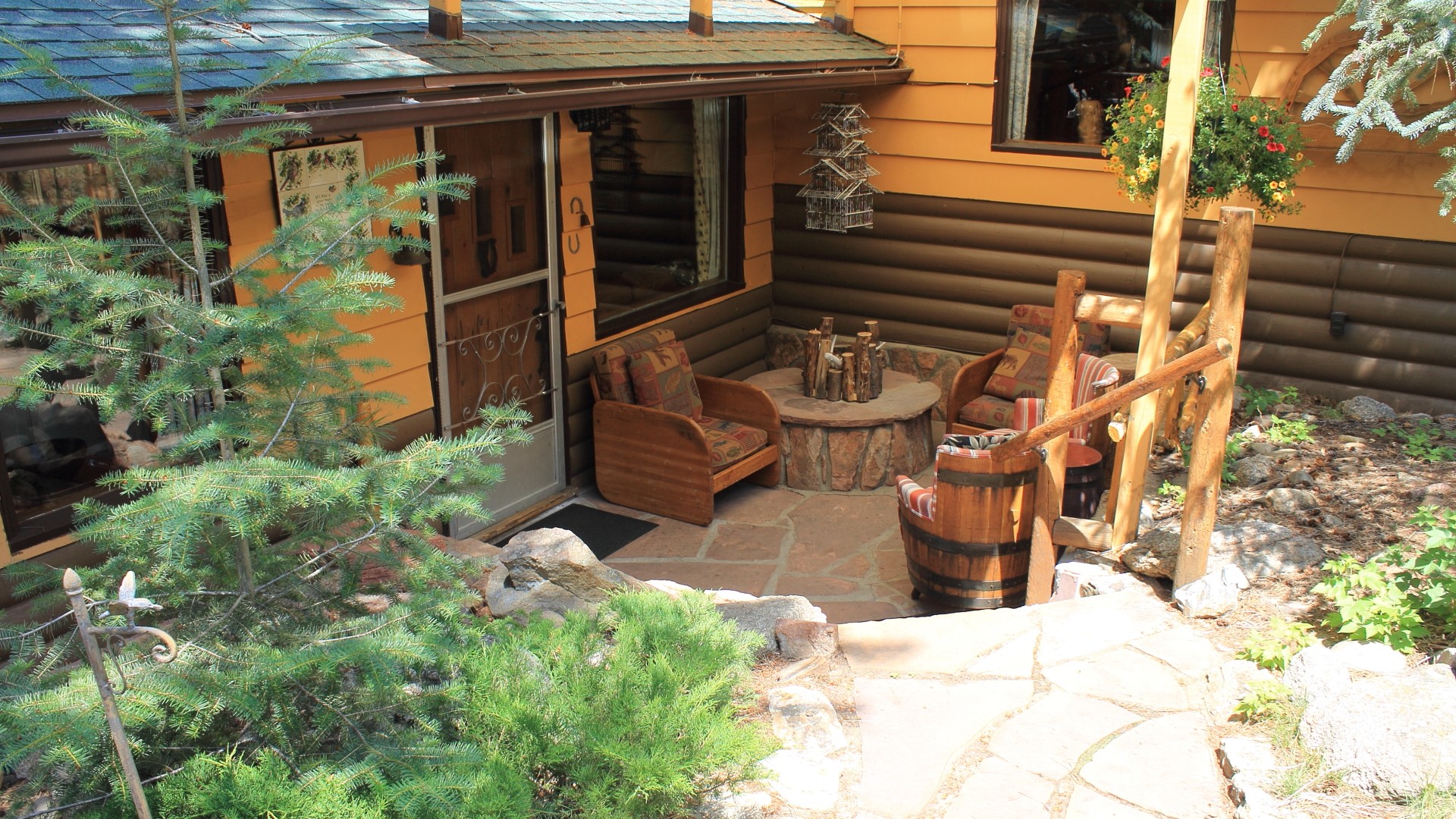 Lodge Patio